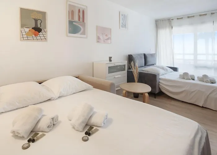 Briva - Welkeys Apartment *
