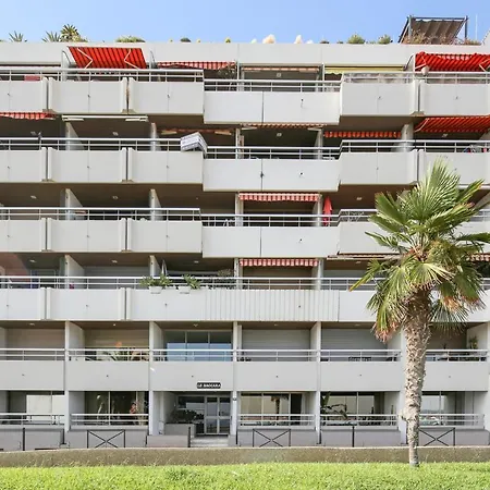 Briva - Welkeys Apartment *